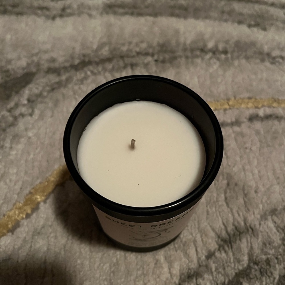New Lavender 🕯️ - Picture 3 of 3